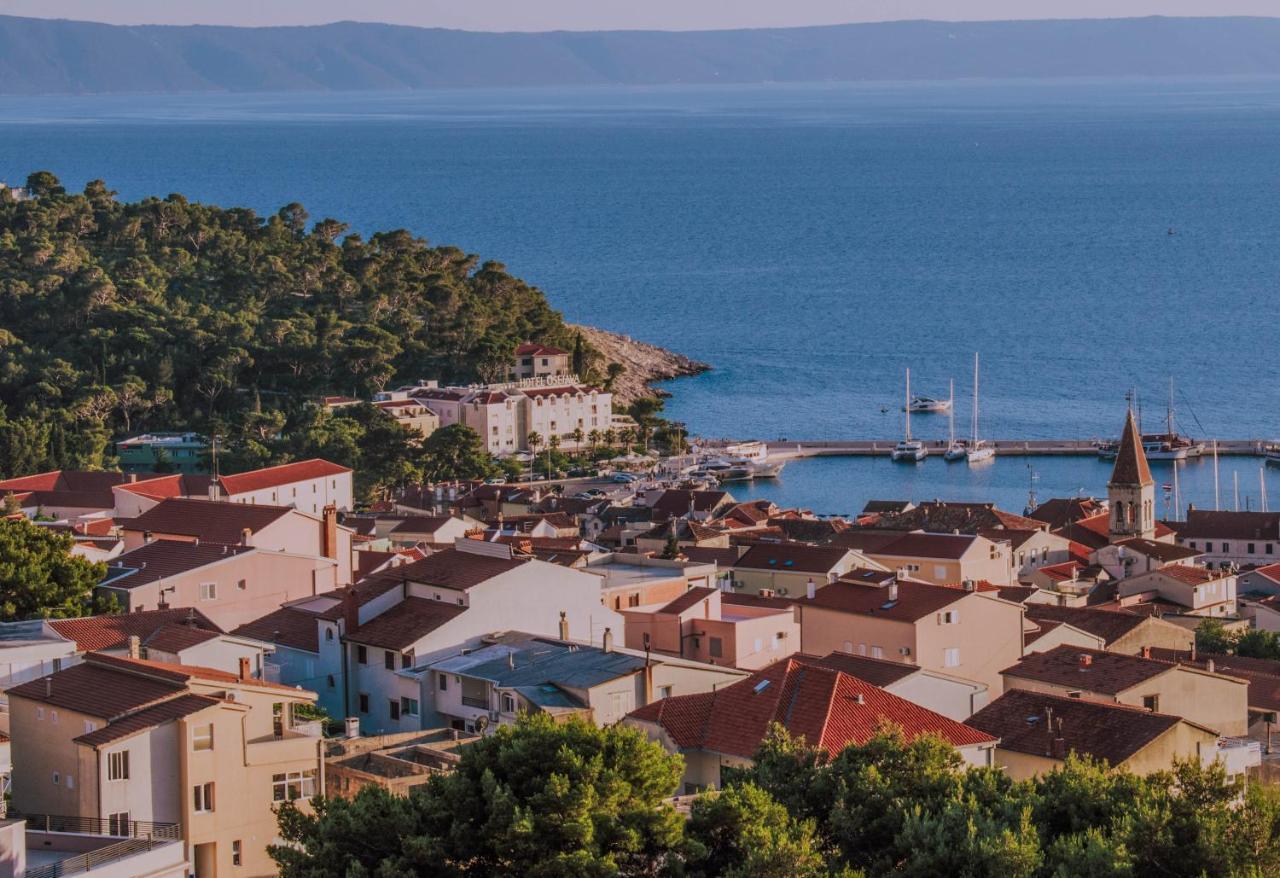 Apartment With Private Pool "Patricia" Makarska Exterior foto